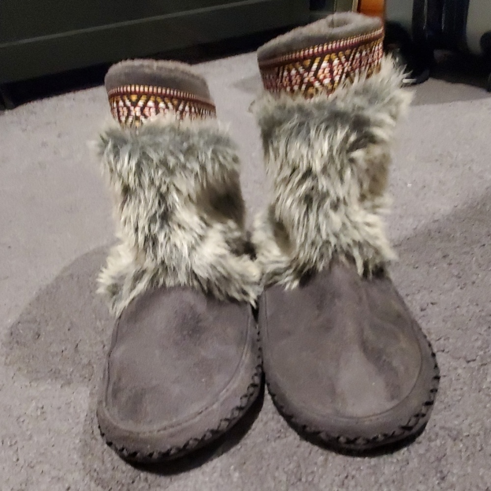 Maddon Girl moccasins